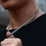 chaine pour homme