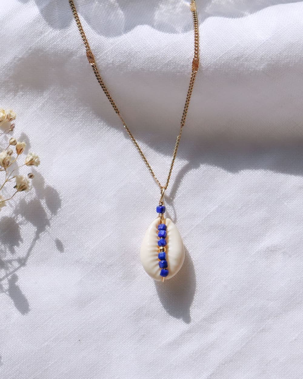 collier-coquillage-066lsq-1.jpg collier coquillage – Image 1