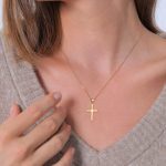 collier croix femme