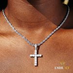 collier croix femme