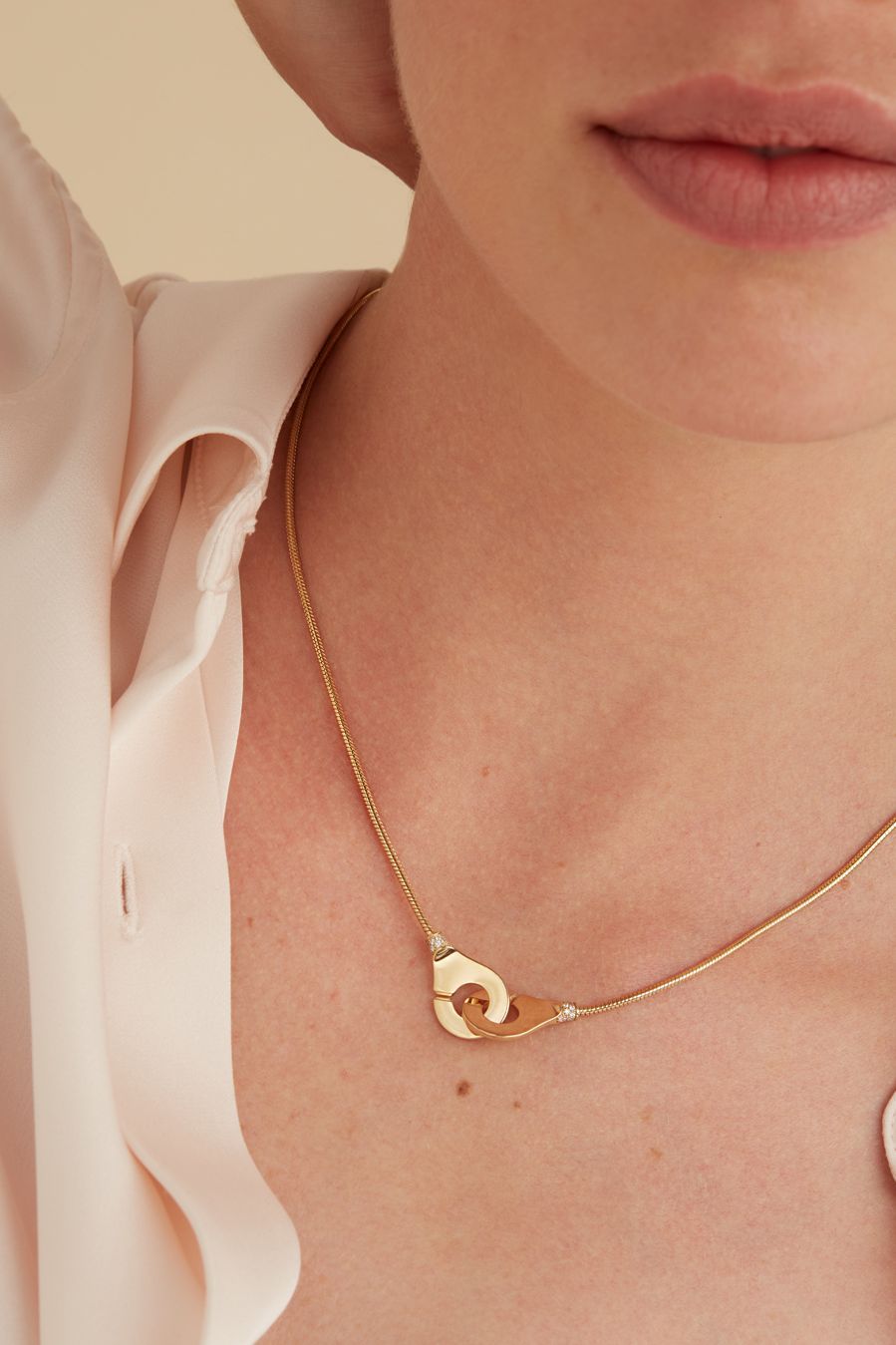 collier-dinh-van-550qti-1.jpg collier dinh van – Image 1