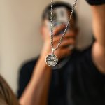 collier homme