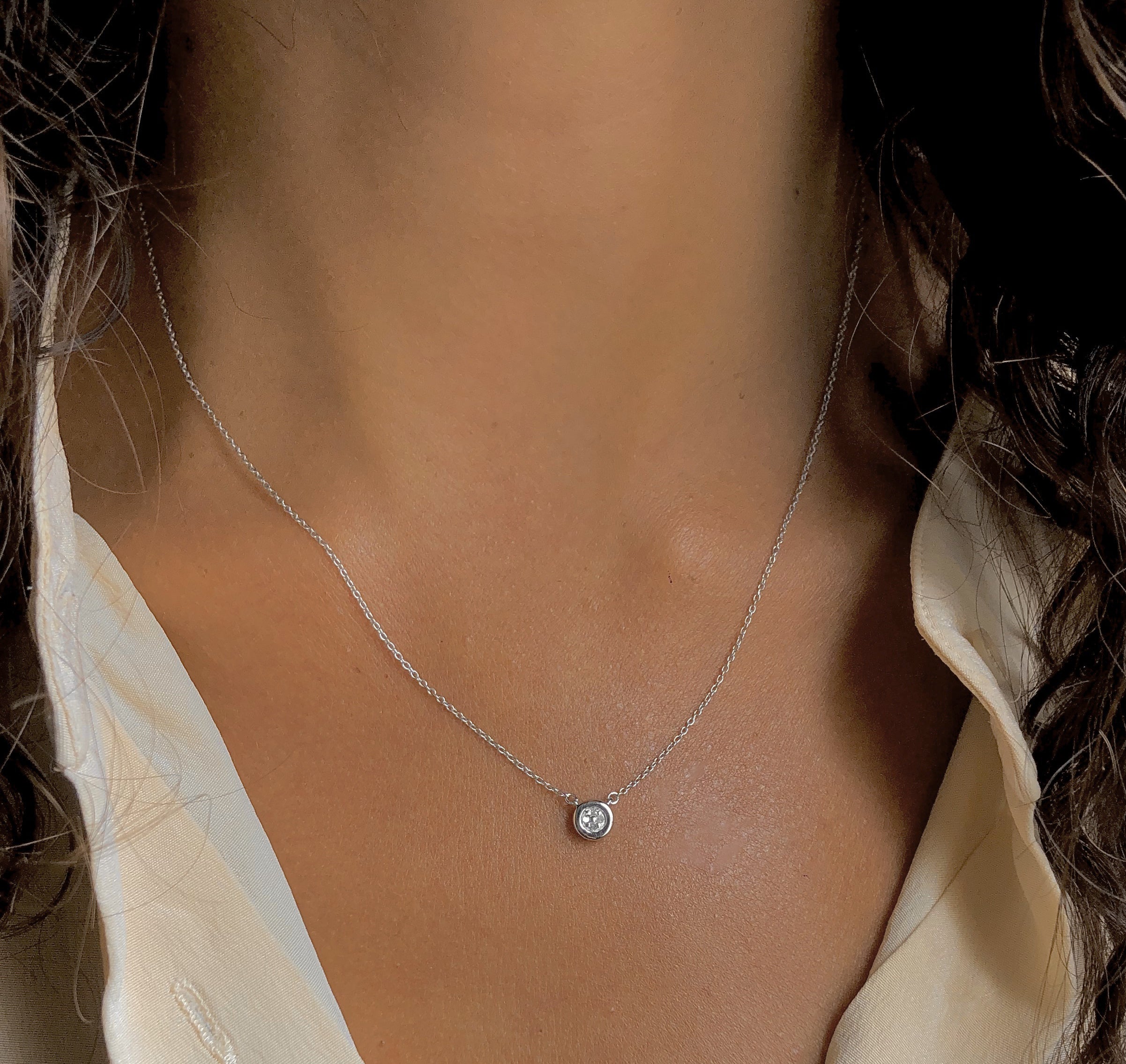 collier-or-blanc-722duy-1.jpg collier or blanc – Image 1