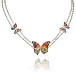 collier papillon