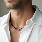 collier pour homme