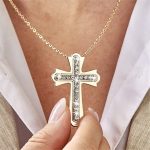 pendentif croix